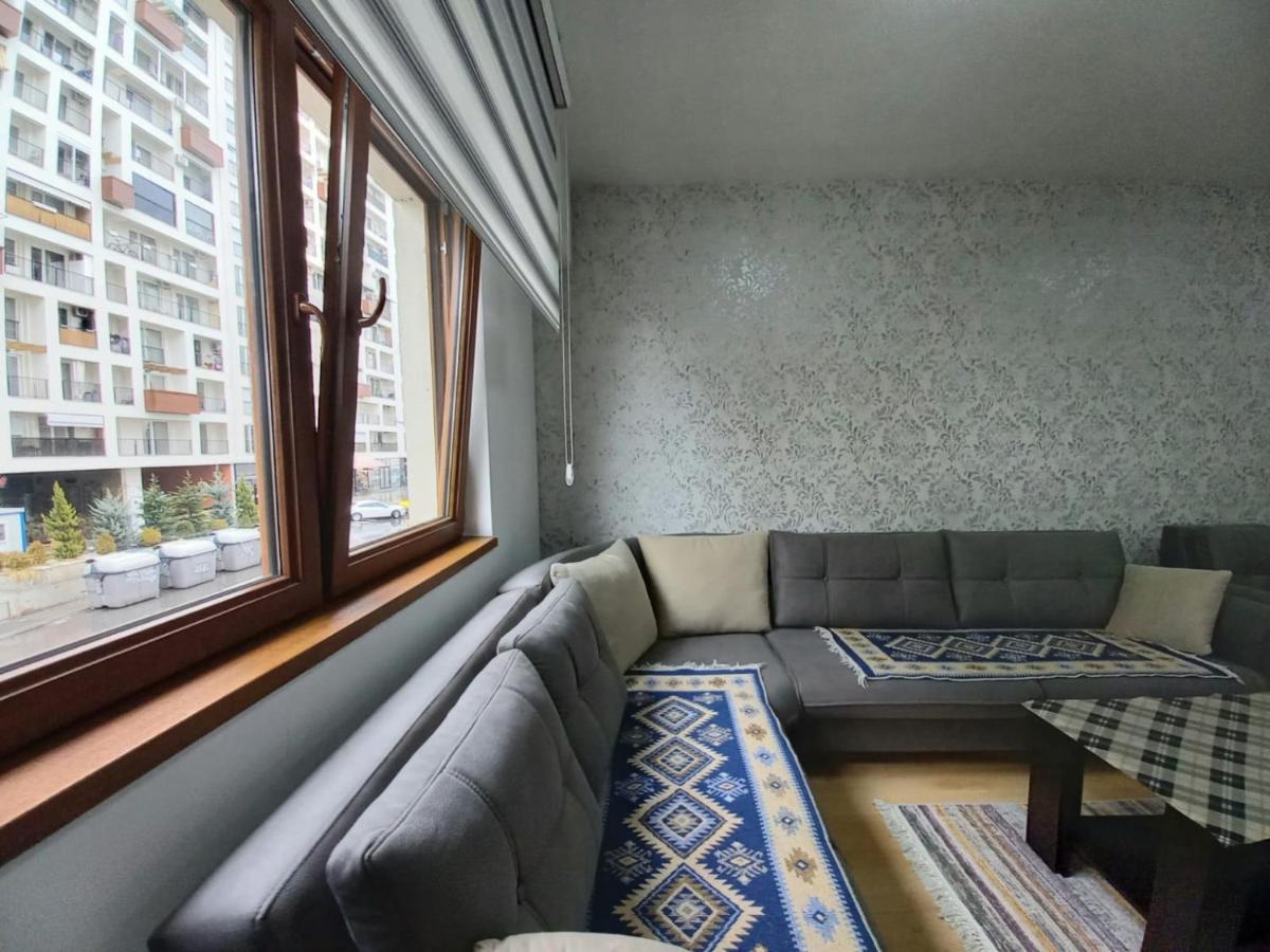 Two Rooms And Kitchen, Bathroom With Balcony Apartment Skopje Extérieur photo